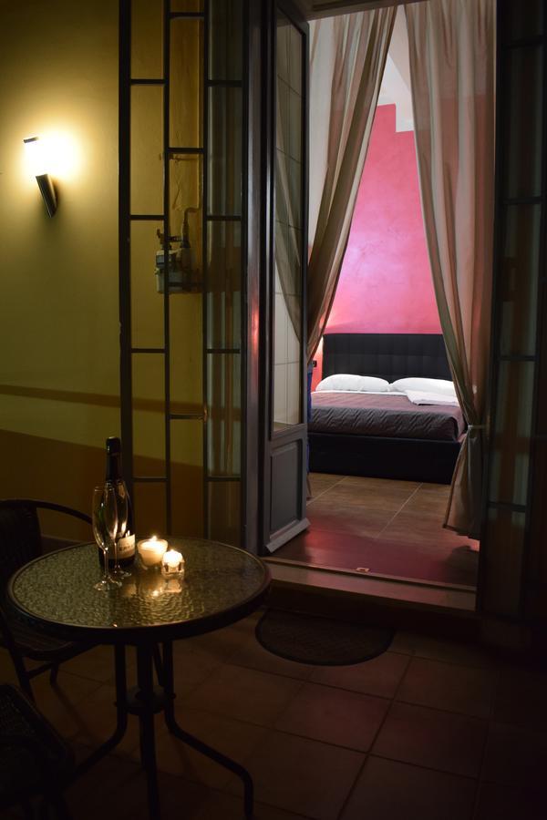 Corallo Rooms ซาแลร์โน ภายนอก รูปภาพ