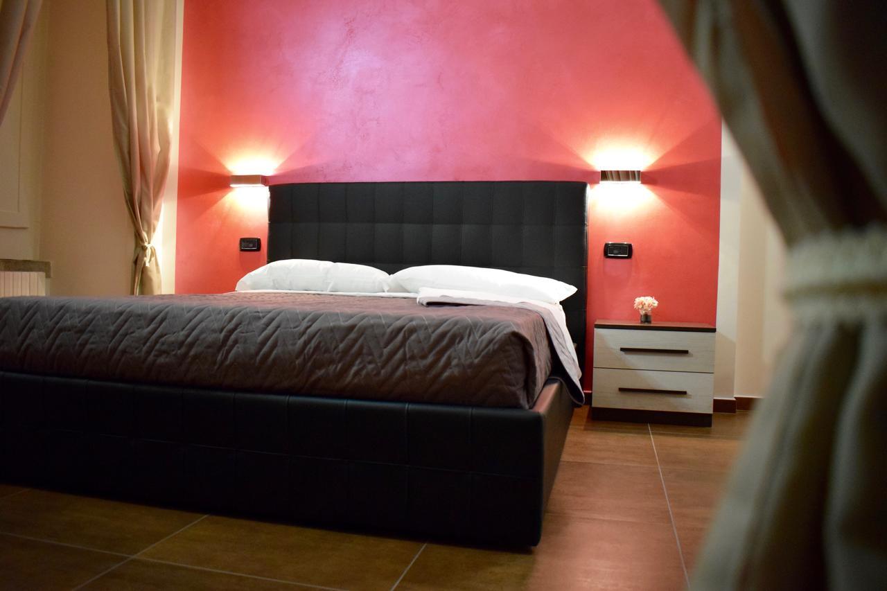 Corallo Rooms ซาแลร์โน ภายนอก รูปภาพ